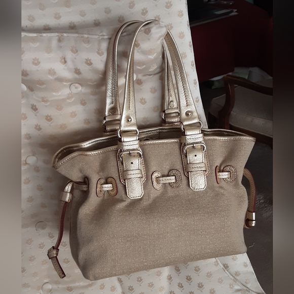 EUC Dooney and Bourke Satchel - Picture 2 of 16